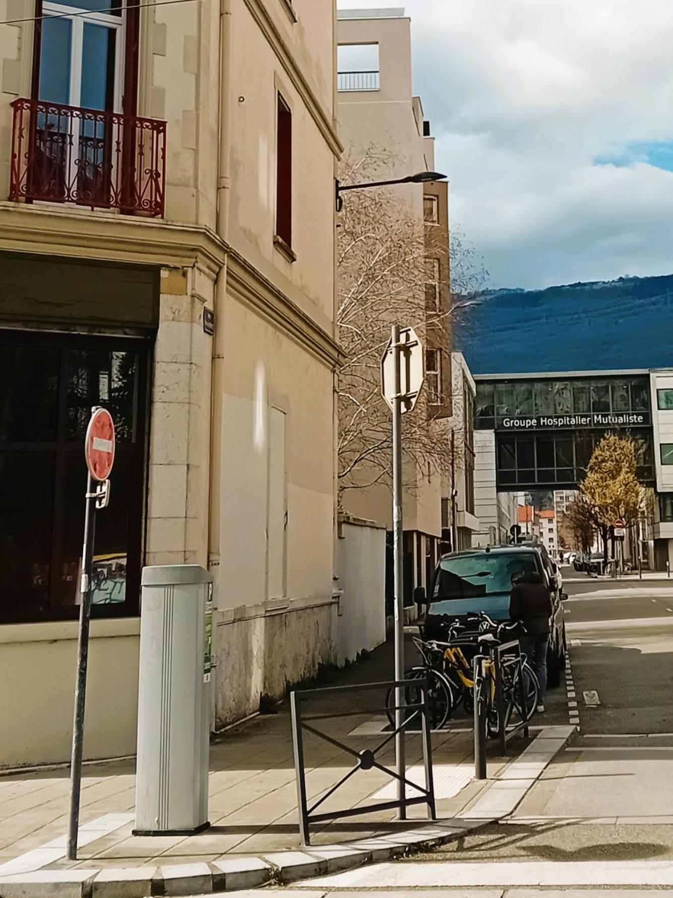 101 - Appart Renove Avec 1 Chambre Spacieuse - Tram Et Clinique Mutualiste A 1 Min Grenoble Dış mekan fotoğraf